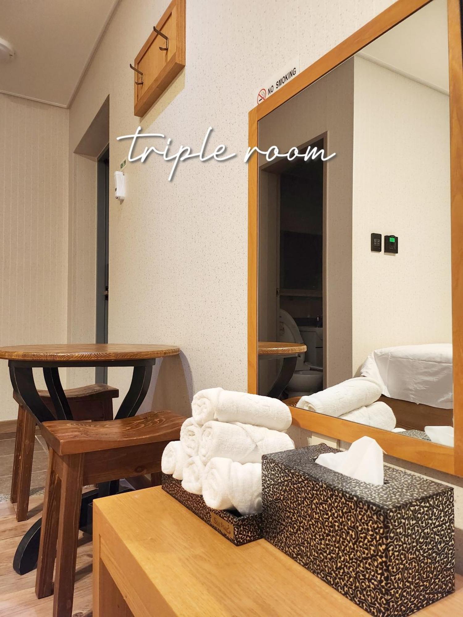 Sea Star Hostel Yeosu Esterno foto