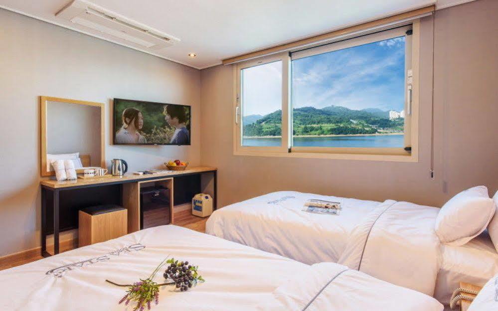 Sea Star Hostel Yeosu Esterno foto